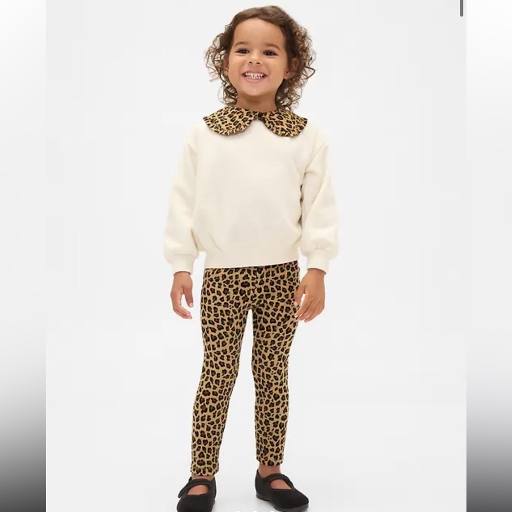 Gap VintageSoft Leopard Sweatshirt & Leggings Set